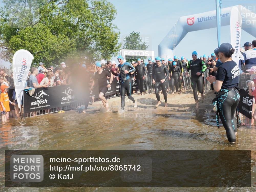 22.06.2025 - Viking Triathlon KatJ http://msf.ph/oto/8065742 22.06.2025 10:06:18 Schwimmen 39, 41, 60, 84, 110, 117, 153, 191, 266, 325, 385, 440, 446, 487, 535 meine-sportfotos.de