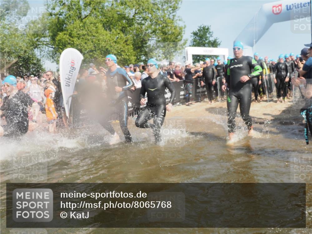 22.06.2025 - Viking Triathlon KatJ http://msf.ph/oto/8065768 22.06.2025 10:06:19 Schwimmen 18, 24, 39, 41, 60, 84, 110, 117, 153, 191, 266, 298, 325, 385, 440, 446, 487, 535 meine-sportfotos.de