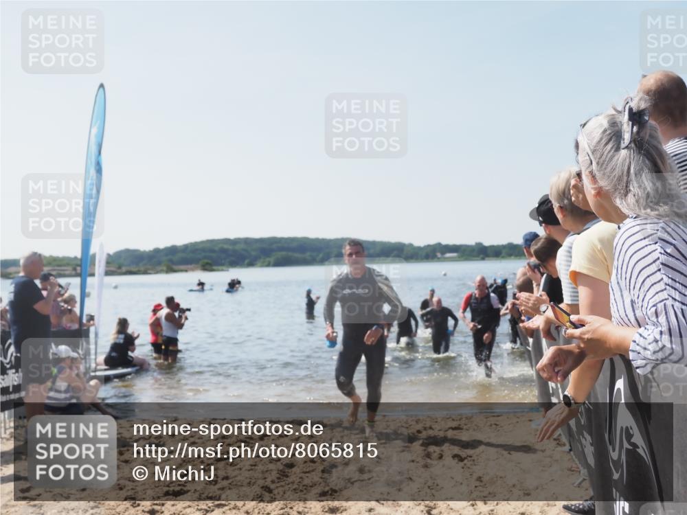 22.06.2025 - Viking Triathlon MichiJ http://msf.ph/oto/8065815 22.06.2025 10:32:08 Schwimmen 63, 193, 207, 214, 226, 271, 449, 464, 488 meine-sportfotos.de