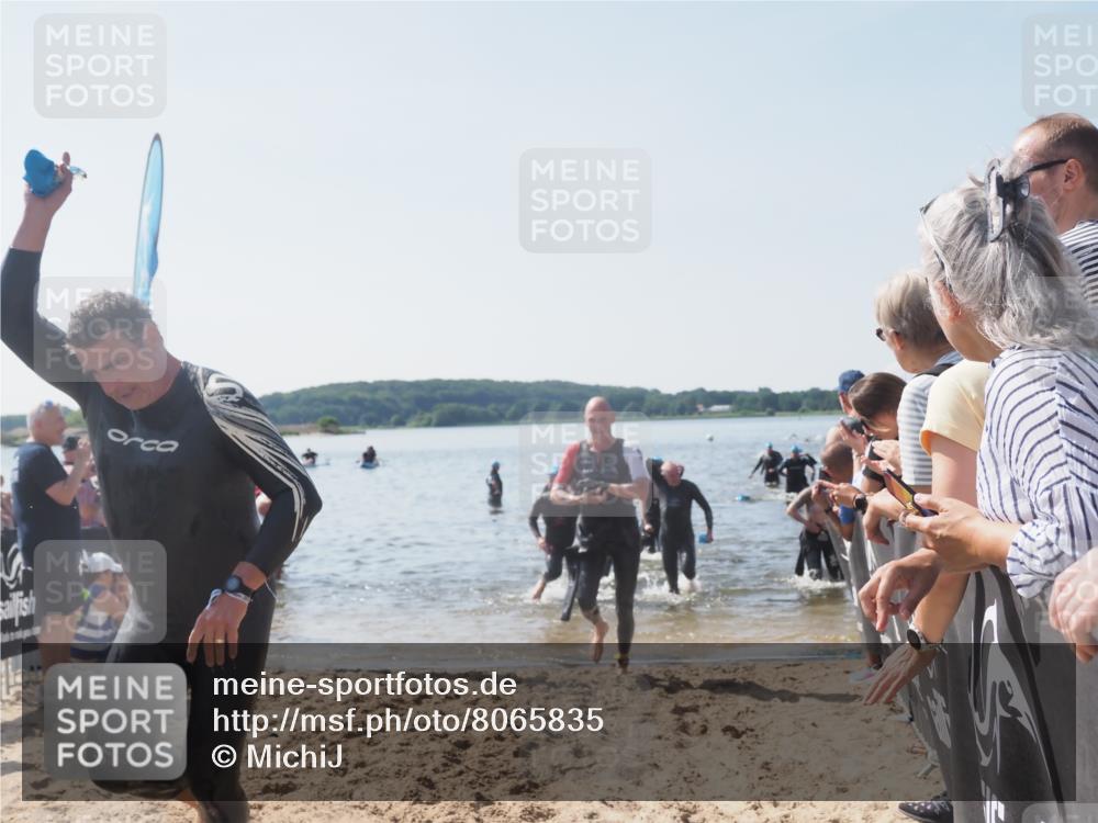 22.06.2025 - Viking Triathlon MichiJ http://msf.ph/oto/8065835 22.06.2025 10:32:11 Schwimmen 63, 147, 173, 193, 207, 214, 226, 271, 464, 488 meine-sportfotos.de