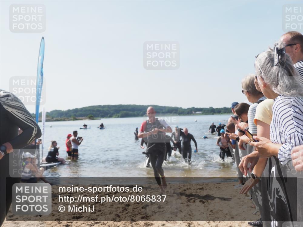 22.06.2025 - Viking Triathlon MichiJ http://msf.ph/oto/8065837 22.06.2025 10:32:11 Schwimmen 63, 147, 173, 193, 207, 214, 226, 271, 464, 488 meine-sportfotos.de