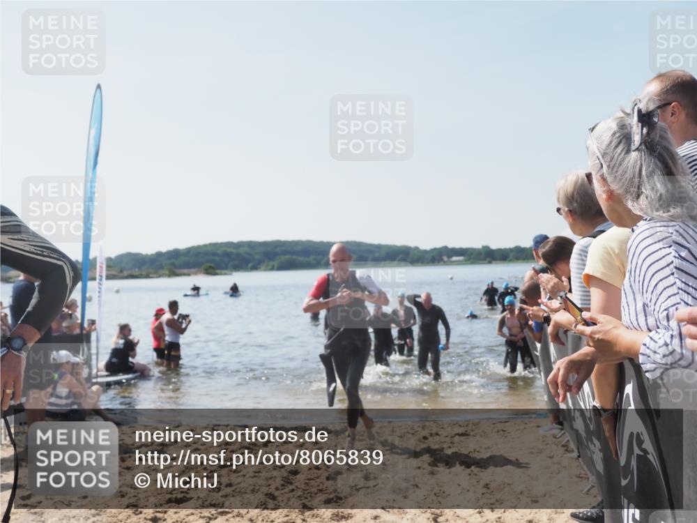 22.06.2025 - Viking Triathlon MichiJ http://msf.ph/oto/8065839 22.06.2025 10:32:11 Schwimmen 63, 147, 173, 193, 207, 214, 226, 271, 464, 488 meine-sportfotos.de