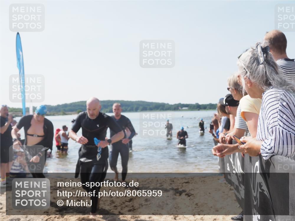22.06.2025 - Viking Triathlon MichiJ http://msf.ph/oto/8065959 22.06.2025 10:32:33 Schwimmen 53, 80, 170, 208, 278, 461, 492 meine-sportfotos.de