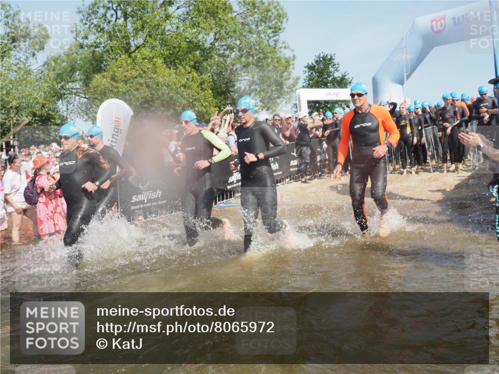 22.06.2025 - Viking Triathlon KatJ http://msf.ph/oto/8065972 22.06.2025 10:06:34 Schwimmen 36, 44, 93, 109, 168, 186, 192, 205, 261, 358, 376, 450, 606, 625 meine-sportfotos.de