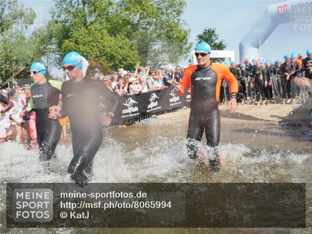 22.06.2025 - Viking Triathlon KatJ http://msf.ph/oto/8065994 22.06.2025 10:06:35 Schwimmen 44, 74, 93, 109, 159, 168, 186, 205, 219, 261, 358, 376, 450, 606, 625 meine-sportfotos.de