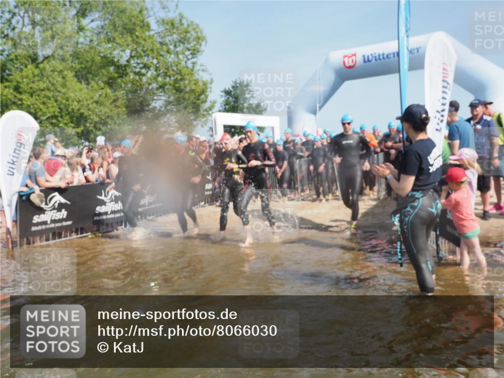 22.06.2025 - Viking Triathlon KatJ http://msf.ph/oto/8066030 22.06.2025 10:06:38 Schwimmen 44, 74, 93, 109, 159, 168, 186, 205, 219, 261, 358, 376, 450, 606, 625 meine-sportfotos.de
