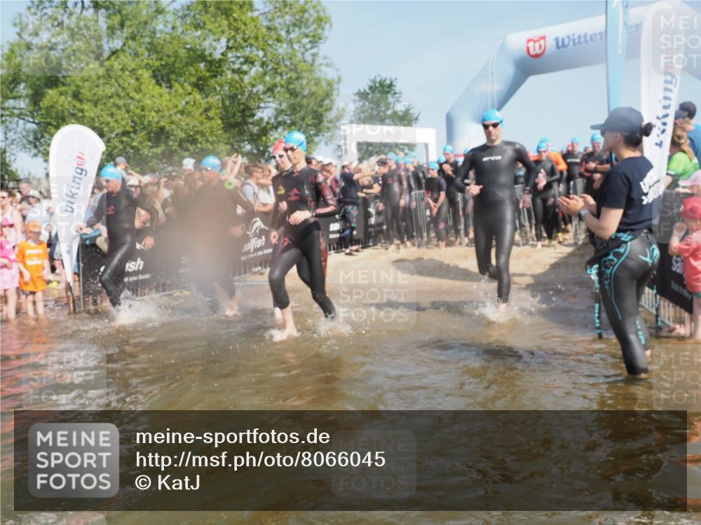 22.06.2025 - Viking Triathlon KatJ http://msf.ph/oto/8066045 22.06.2025 10:06:39 Schwimmen 44, 74, 93, 109, 159, 168, 205, 219, 358, 376, 450, 606, 625 meine-sportfotos.de