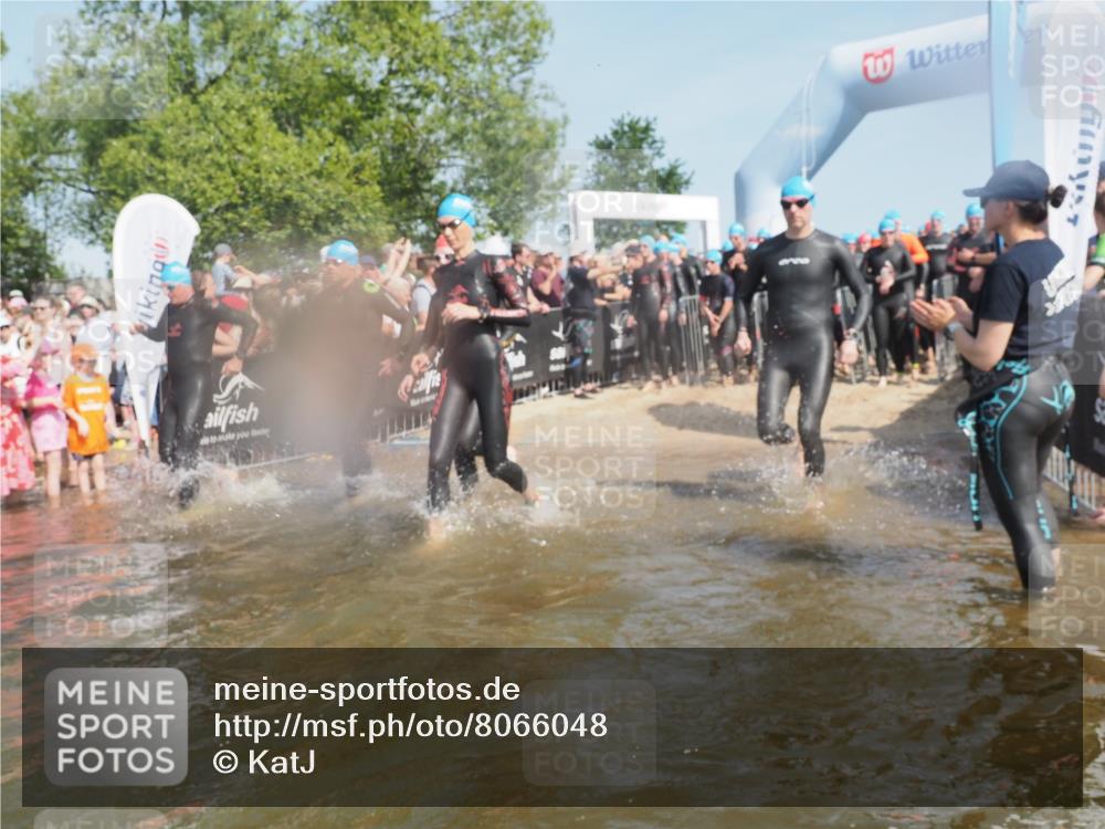 22.06.2025 - Viking Triathlon KatJ http://msf.ph/oto/8066048 22.06.2025 10:06:39 Schwimmen 44, 74, 93, 109, 159, 168, 205, 219, 358, 376, 450, 606, 625 meine-sportfotos.de