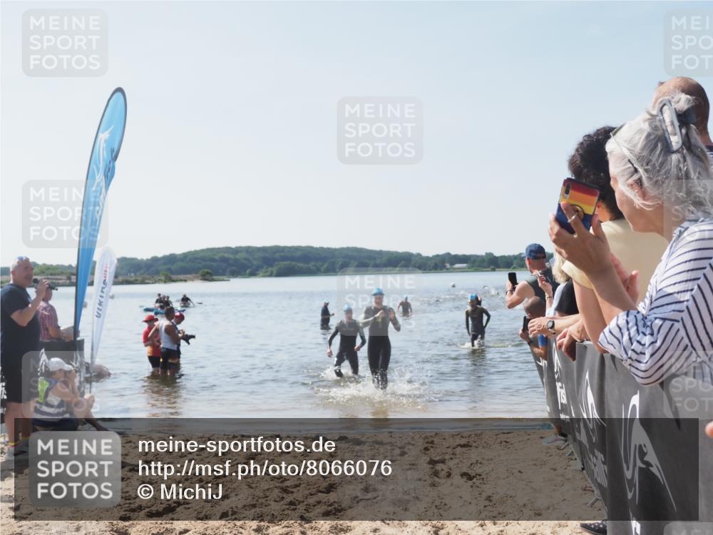 22.06.2025 - Viking Triathlon MichiJ http://msf.ph/oto/8066076 22.06.2025 10:33:04 Schwimmen 91, 113, 287, 399 meine-sportfotos.de