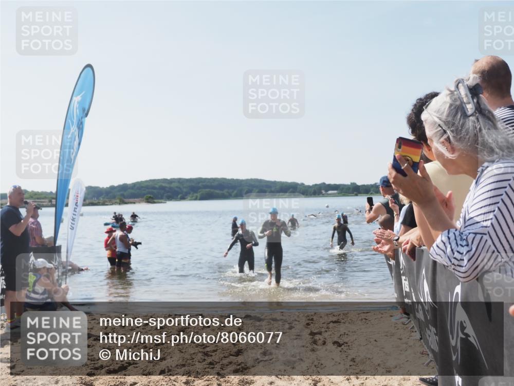 22.06.2025 - Viking Triathlon MichiJ http://msf.ph/oto/8066077 22.06.2025 10:33:04 Schwimmen 91, 113, 287, 399 meine-sportfotos.de