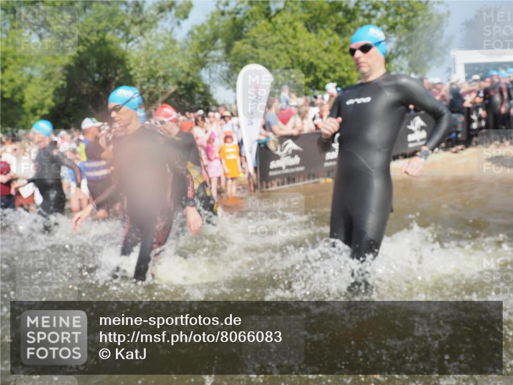 22.06.2025 - Viking Triathlon KatJ http://msf.ph/oto/8066083 22.06.2025 10:06:41 Schwimmen 44, 74, 93, 109, 159, 165, 205, 217, 219, 257, 282, 358, 376, 501, 625 meine-sportfotos.de