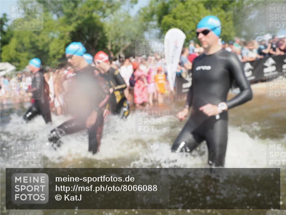 22.06.2025 - Viking Triathlon KatJ http://msf.ph/oto/8066088 22.06.2025 10:06:41 Schwimmen 44, 74, 93, 109, 159, 165, 205, 217, 219, 257, 282, 358, 376, 501, 625 meine-sportfotos.de
