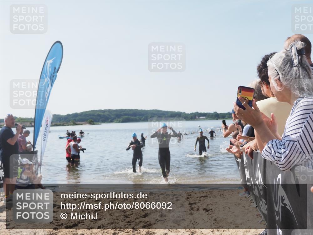 22.06.2025 - Viking Triathlon MichiJ http://msf.ph/oto/8066092 22.06.2025 10:33:06 Schwimmen 91, 113, 287, 387, 399 meine-sportfotos.de