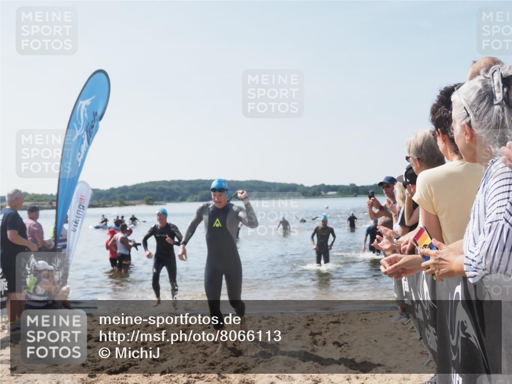 22.06.2025 - Viking Triathlon MichiJ http://msf.ph/oto/8066113 22.06.2025 10:33:08 Schwimmen 91, 113, 287, 387, 399 meine-sportfotos.de