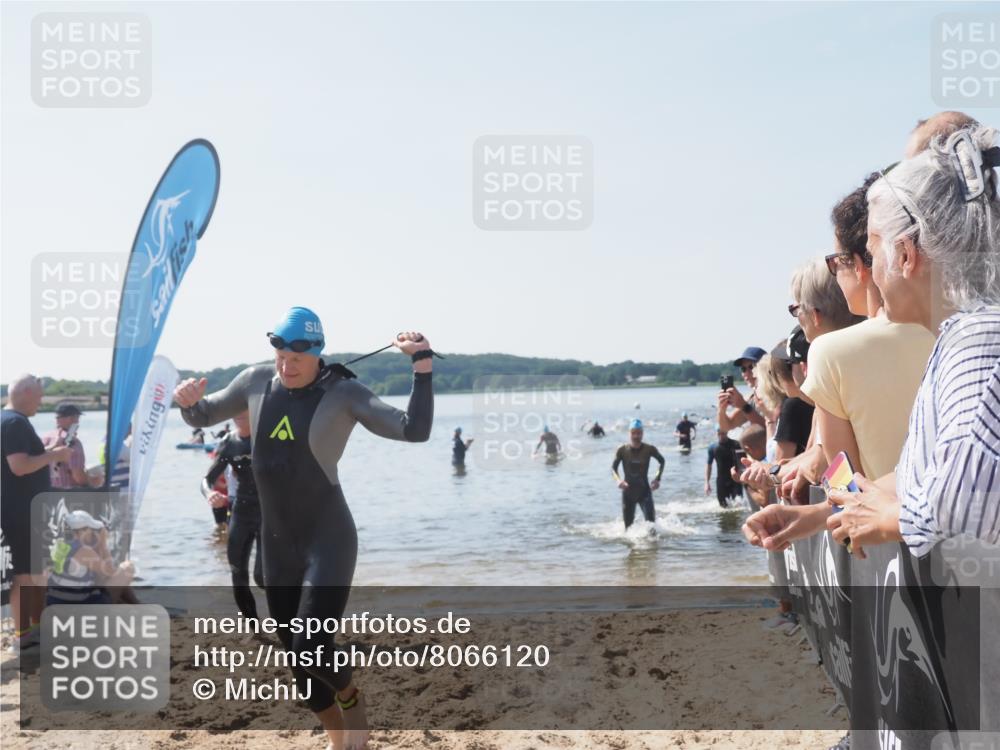 22.06.2025 - Viking Triathlon MichiJ http://msf.ph/oto/8066120 22.06.2025 10:33:09 Schwimmen 91, 113, 287, 387, 399 meine-sportfotos.de