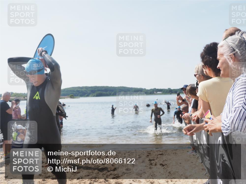 22.06.2025 - Viking Triathlon MichiJ http://msf.ph/oto/8066122 22.06.2025 10:33:09 Schwimmen 91, 113, 287, 387, 399 meine-sportfotos.de