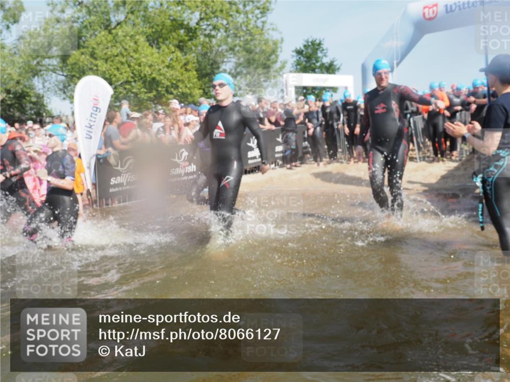 22.06.2025 - Viking Triathlon KatJ http://msf.ph/oto/8066127 22.06.2025 10:06:45 Schwimmen 44, 66, 74, 159, 165, 217, 219, 257, 282, 318, 337, 501, 525, 625 meine-sportfotos.de