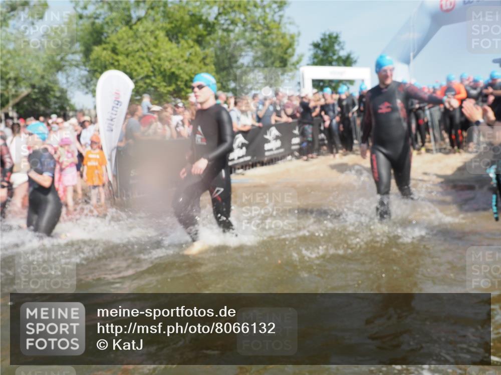 22.06.2025 - Viking Triathlon KatJ http://msf.ph/oto/8066132 22.06.2025 10:06:46 Schwimmen 44, 66, 74, 159, 165, 217, 219, 257, 282, 290, 318, 337, 501, 525, 625 meine-sportfotos.de