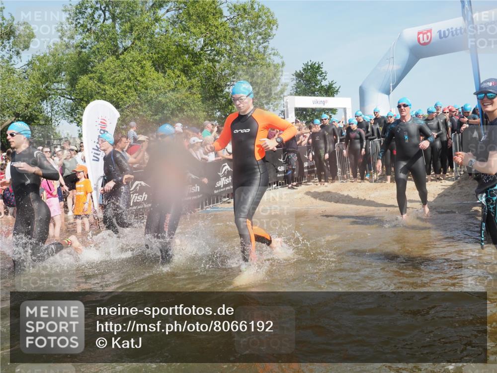 22.06.2025 - Viking Triathlon KatJ http://msf.ph/oto/8066192 22.06.2025 10:06:50 Schwimmen 66, 165, 183, 217, 257, 282, 290, 318, 321, 337, 468, 479, 501, 525, 533 meine-sportfotos.de