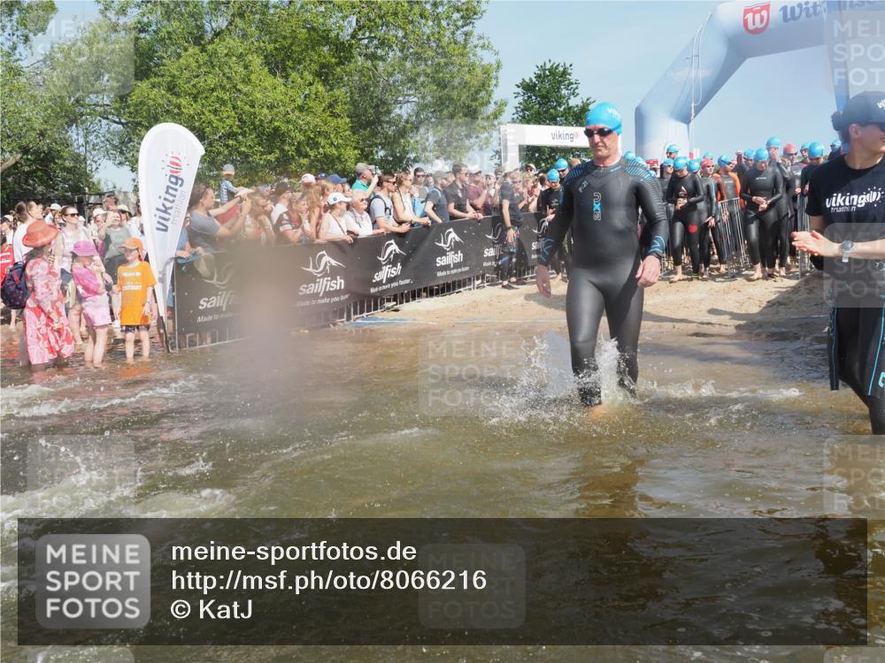 22.06.2025 - Viking Triathlon KatJ http://msf.ph/oto/8066216 22.06.2025 10:06:51 Schwimmen 66, 165, 183, 217, 257, 282, 290, 318, 321, 337, 468, 479, 501, 525, 533 meine-sportfotos.de