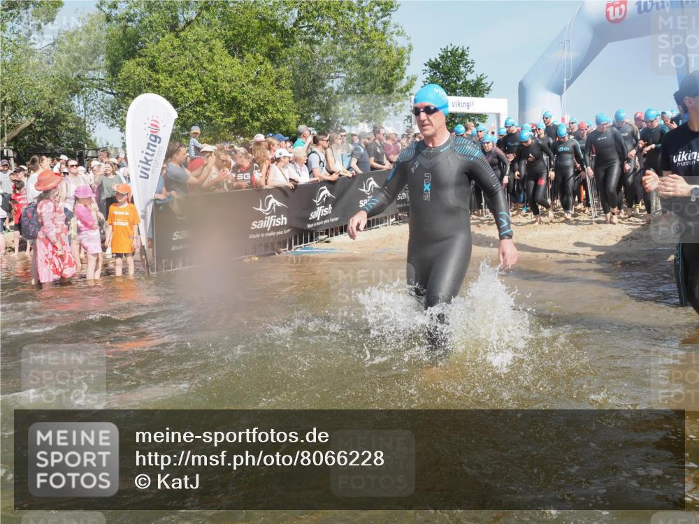 22.06.2025 - Viking Triathlon KatJ http://msf.ph/oto/8066228 22.06.2025 10:06:52 Schwimmen 66, 165, 183, 217, 257, 282, 290, 318, 321, 337, 468, 479, 501, 525, 533 meine-sportfotos.de