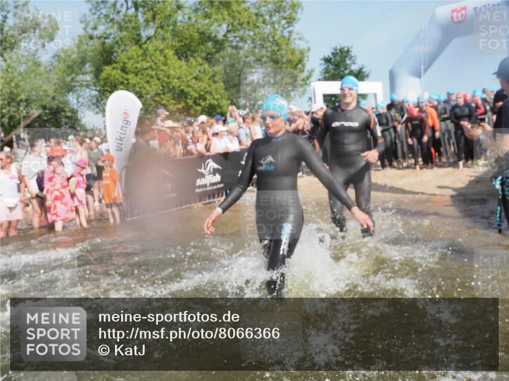 22.06.2025 - Viking Triathlon KatJ http://msf.ph/oto/8066366 22.06.2025 10:07:00 Schwimmen 64, 183, 244, 290, 321, 328, 369, 431, 467, 468, 479, 494, 498, 533, 631, 649 meine-sportfotos.de