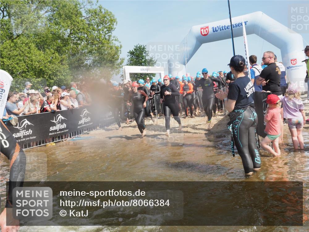 22.06.2025 - Viking Triathlon KatJ http://msf.ph/oto/8066384 22.06.2025 10:07:03 Schwimmen 64, 183, 244, 321, 328, 369, 431, 467, 468, 479, 494, 498, 533, 631, 649 meine-sportfotos.de