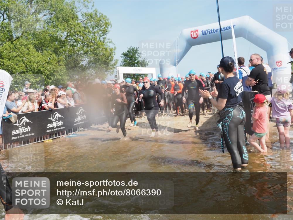 22.06.2025 - Viking Triathlon KatJ http://msf.ph/oto/8066390 22.06.2025 10:07:03 Schwimmen 64, 183, 244, 321, 328, 369, 431, 467, 468, 479, 494, 498, 533, 631, 649 meine-sportfotos.de