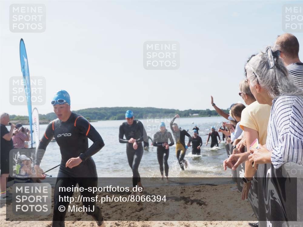 22.06.2025 - Viking Triathlon MichiJ http://msf.ph/oto/8066394 22.06.2025 10:34:07 Schwimmen 46, 70, 75, 184, 297, 429, 478, 532, 540, 618, 635 meine-sportfotos.de