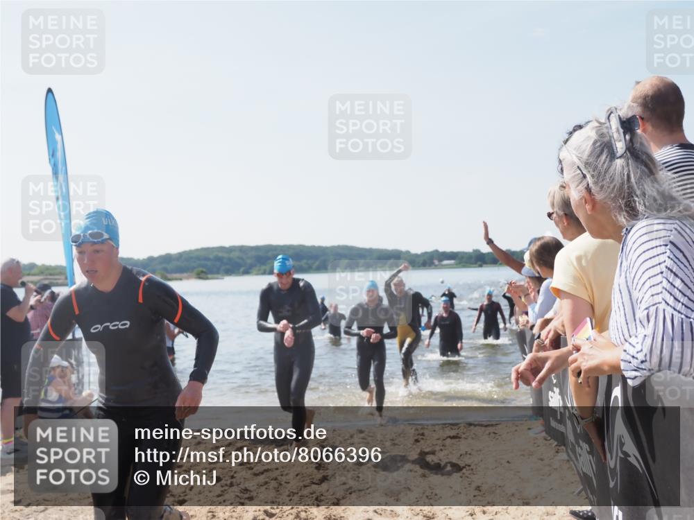 22.06.2025 - Viking Triathlon MichiJ http://msf.ph/oto/8066396 22.06.2025 10:34:07 Schwimmen 46, 70, 75, 184, 297, 429, 478, 532, 540, 618, 635 meine-sportfotos.de