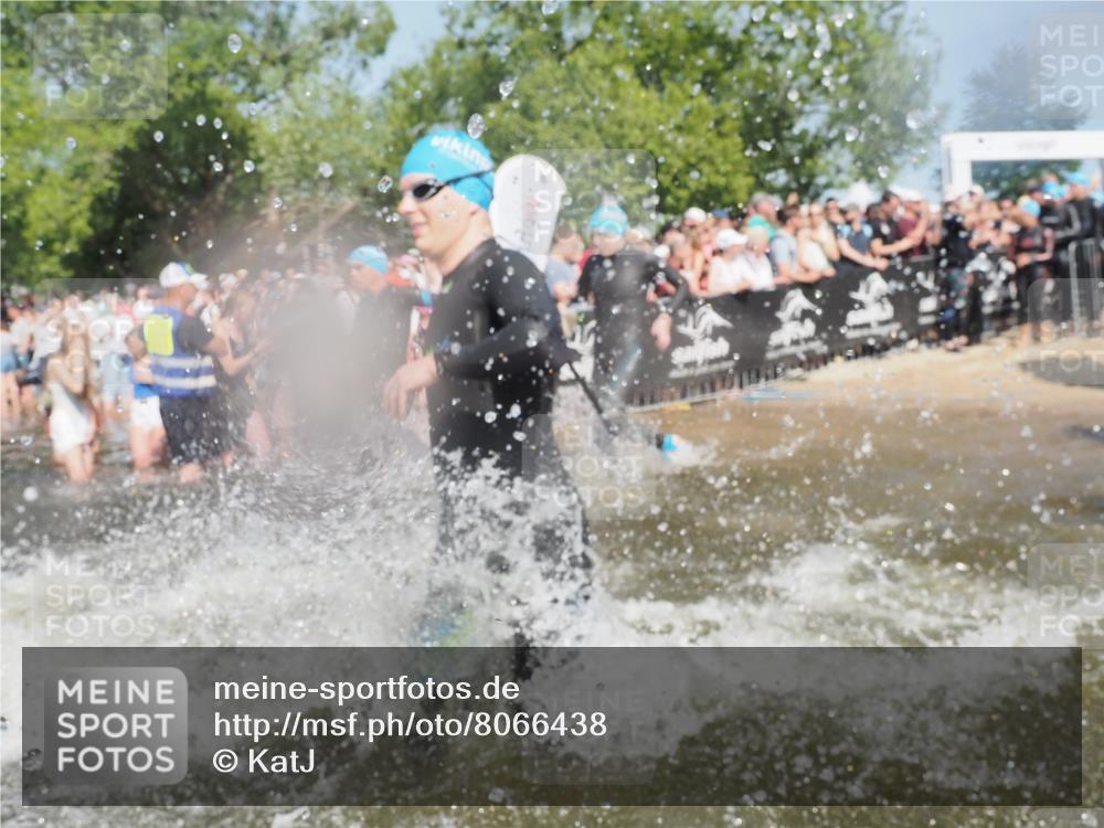 22.06.2025 - Viking Triathlon KatJ http://msf.ph/oto/8066438 22.06.2025 10:07:05 Schwimmen 64, 123, 190, 244, 328, 369, 402, 431, 467, 494, 498, 519, 607, 631, 649 meine-sportfotos.de