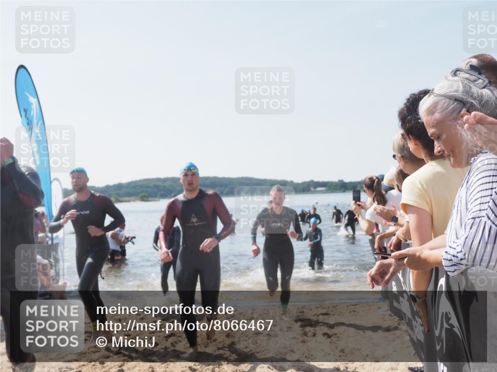 22.06.2025 - Viking Triathlon MichiJ http://msf.ph/oto/8066467 22.06.2025 10:34:17 Schwimmen 46, 70, 294, 297, 486, 520, 527, 618, 635 meine-sportfotos.de