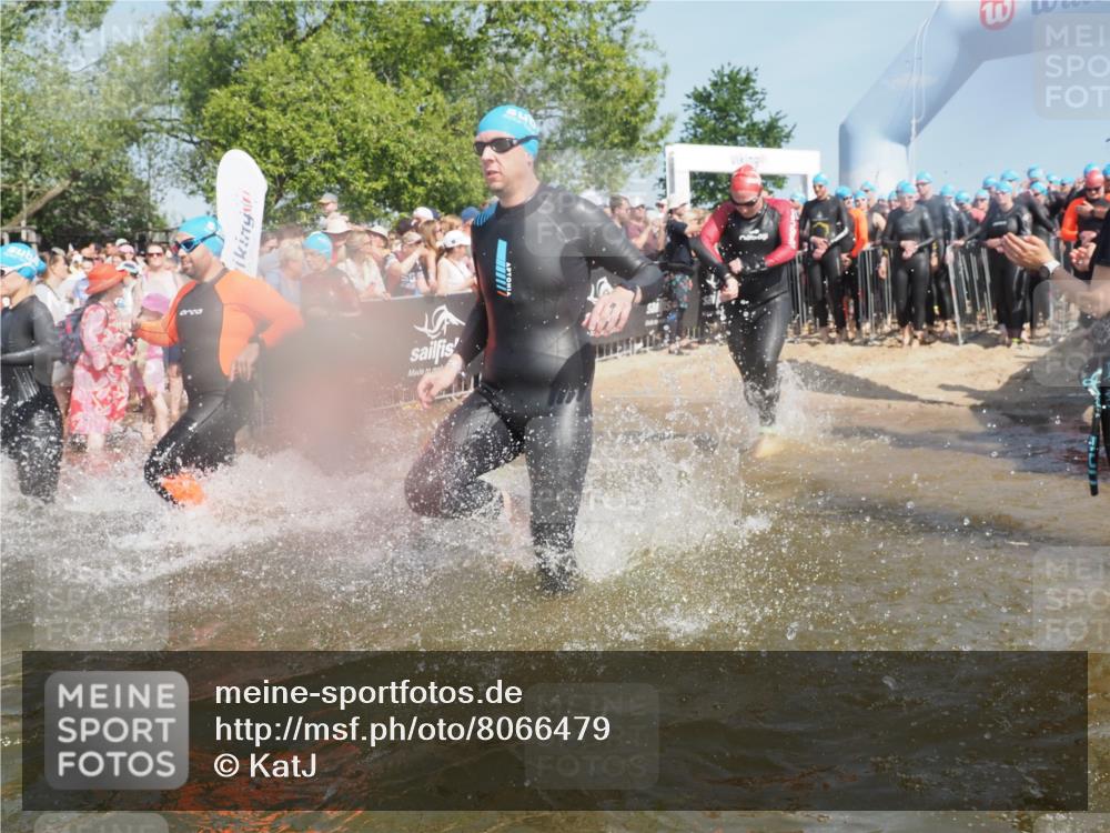 22.06.2025 - Viking Triathlon KatJ http://msf.ph/oto/8066479 22.06.2025 10:07:10 Schwimmen 64, 123, 190, 201, 202, 223, 328, 402, 431, 463, 519, 607, 631, 637, 649 meine-sportfotos.de