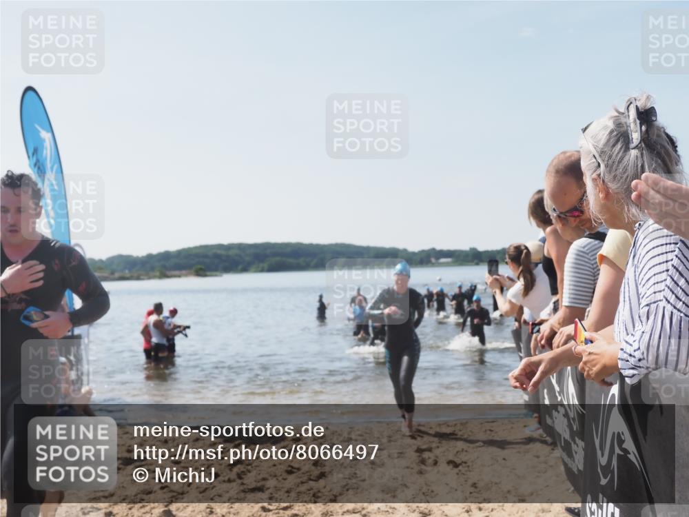 22.06.2025 - Viking Triathlon MichiJ http://msf.ph/oto/8066497 22.06.2025 10:34:22 Schwimmen 46, 294, 306, 366, 430, 486, 520, 527, 546 meine-sportfotos.de
