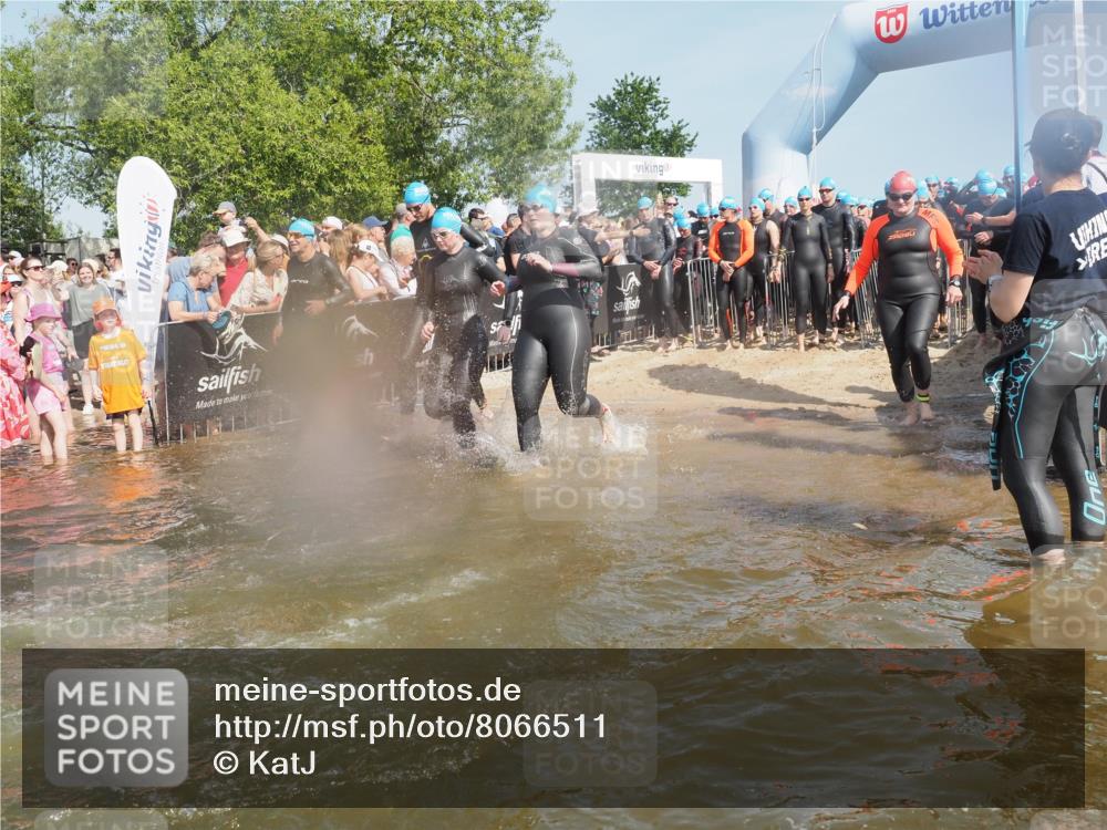 22.06.2025 - Viking Triathlon KatJ http://msf.ph/oto/8066511 22.06.2025 10:07:13 Schwimmen 64, 123, 190, 201, 202, 223, 326, 328, 402, 431, 463, 519, 607, 631, 637, 649 meine-sportfotos.de