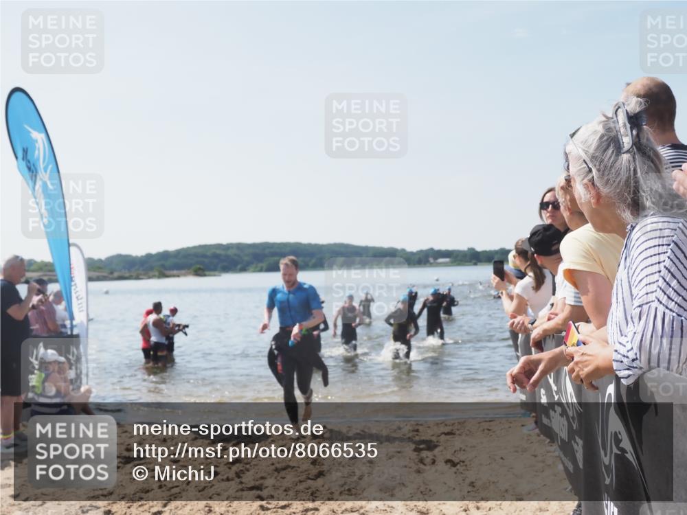 22.06.2025 - Viking Triathlon MichiJ http://msf.ph/oto/8066535 22.06.2025 10:34:31 Schwimmen 247, 284, 306, 341, 366, 430, 486, 520, 546 meine-sportfotos.de