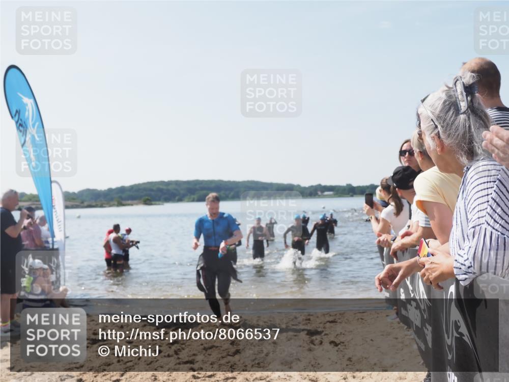 22.06.2025 - Viking Triathlon MichiJ http://msf.ph/oto/8066537 22.06.2025 10:34:31 Schwimmen 247, 284, 306, 341, 366, 430, 486, 520, 546 meine-sportfotos.de