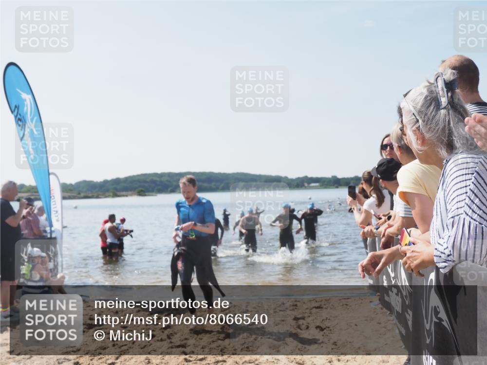 22.06.2025 - Viking Triathlon MichiJ http://msf.ph/oto/8066540 22.06.2025 10:34:31 Schwimmen 247, 284, 306, 341, 366, 430, 486, 520, 546 meine-sportfotos.de