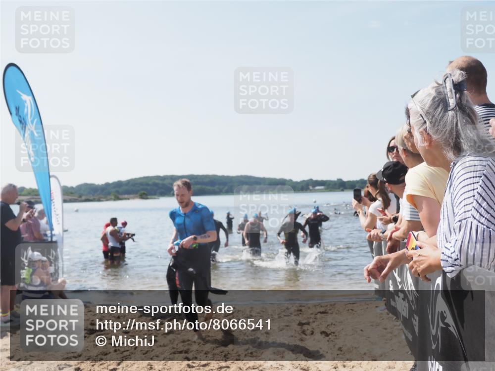 22.06.2025 - Viking Triathlon MichiJ http://msf.ph/oto/8066541 22.06.2025 10:34:31 Schwimmen 247, 284, 306, 341, 366, 430, 486, 520, 546 meine-sportfotos.de