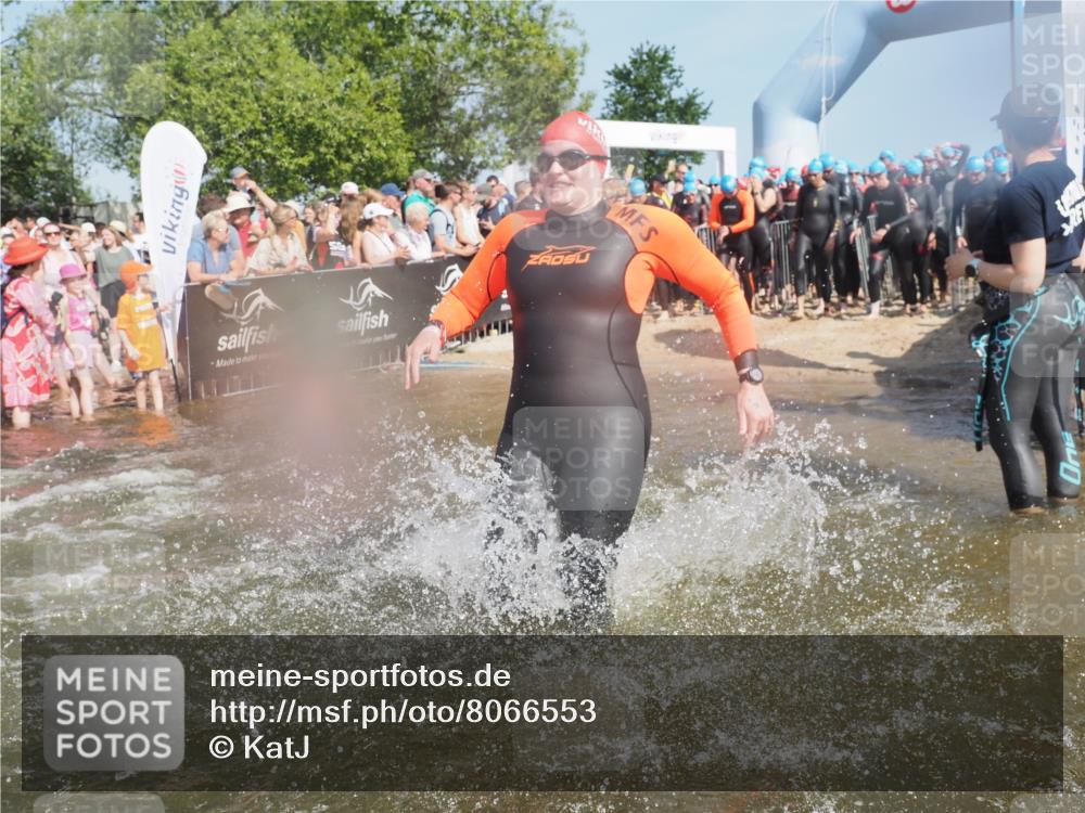 22.06.2025 - Viking Triathlon KatJ http://msf.ph/oto/8066553 22.06.2025 10:07:15 Schwimmen 123, 190, 201, 202, 223, 267, 273, 326, 333, 402, 425, 463, 519, 607, 637 meine-sportfotos.de