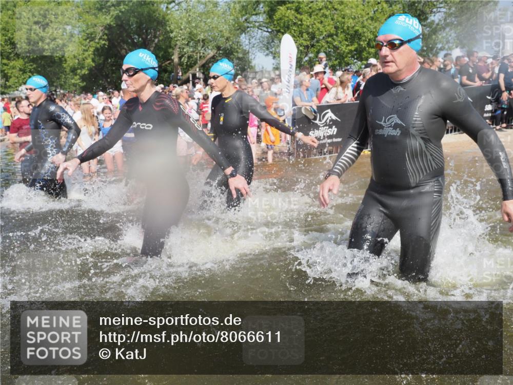 22.06.2025 - Viking Triathlon KatJ http://msf.ph/oto/8066611 22.06.2025 10:07:20 Schwimmen 155, 201, 202, 223, 256, 267, 273, 326, 333, 343, 421, 425, 463, 531, 637 meine-sportfotos.de