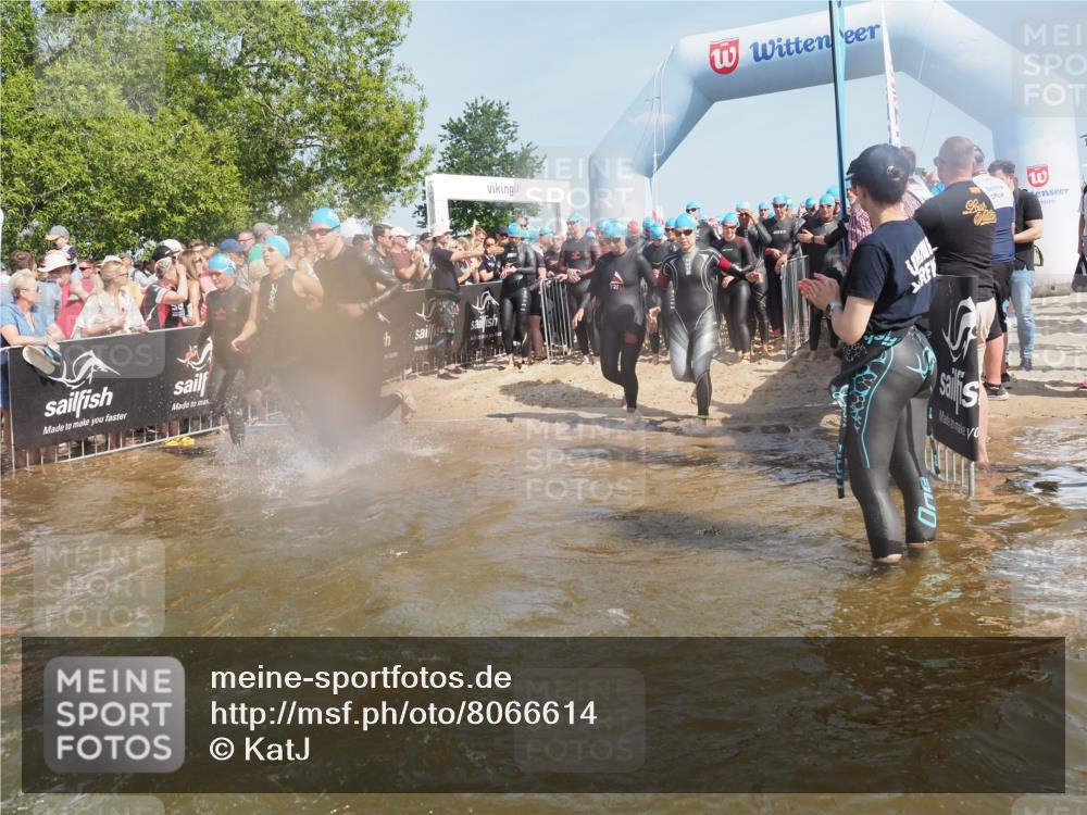 22.06.2025 - Viking Triathlon KatJ http://msf.ph/oto/8066614 22.06.2025 10:07:22 Schwimmen 155, 201, 202, 223, 256, 267, 273, 326, 333, 343, 421, 425, 463, 531, 637 meine-sportfotos.de
