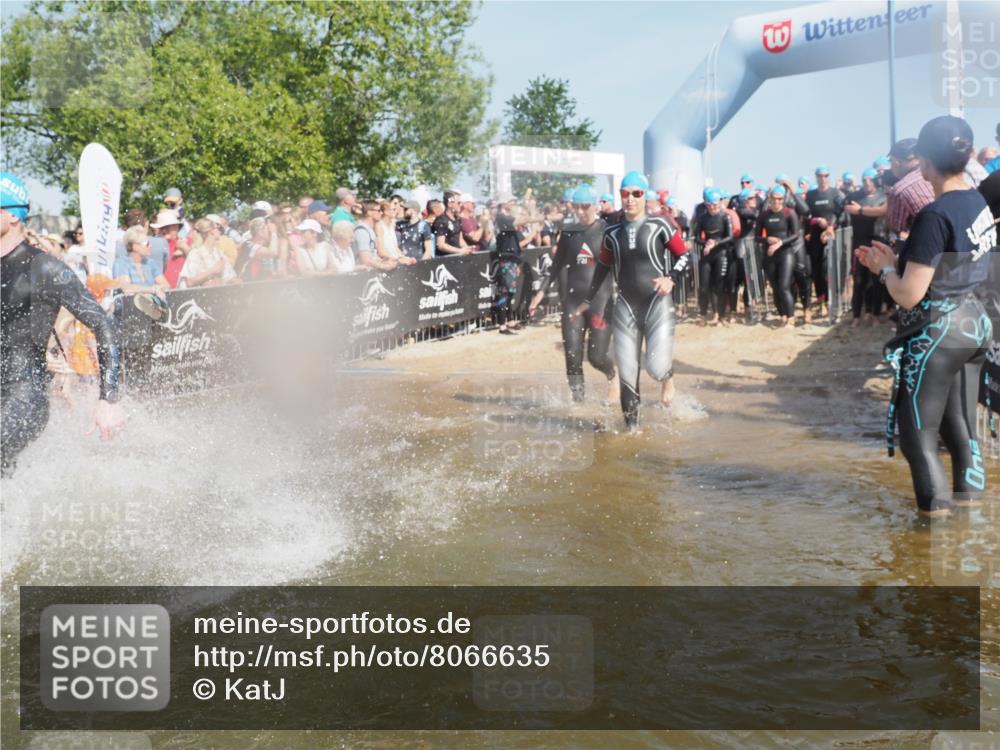 22.06.2025 - Viking Triathlon KatJ http://msf.ph/oto/8066635 22.06.2025 10:07:23 Schwimmen 155, 201, 202, 223, 235, 256, 267, 273, 317, 326, 333, 343, 421, 425, 463, 531, 637 meine-sportfotos.de