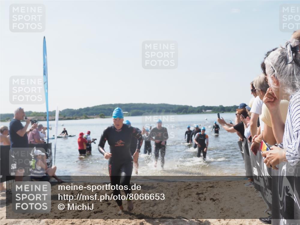 22.06.2025 - Viking Triathlon MichiJ http://msf.ph/oto/8066653 22.06.2025 10:35:00 Schwimmen 17, 43, 157, 161, 434, 475, 495, 548, 660 meine-sportfotos.de