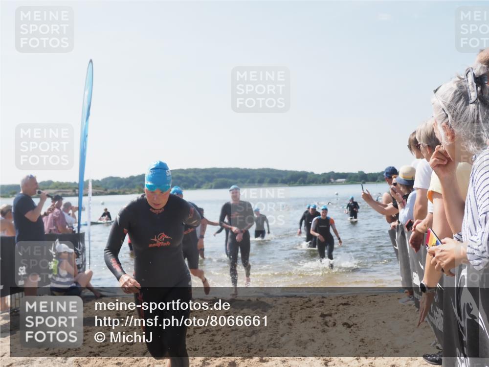 22.06.2025 - Viking Triathlon MichiJ http://msf.ph/oto/8066661 22.06.2025 10:35:00 Schwimmen 17, 43, 157, 161, 434, 475, 495, 548, 660 meine-sportfotos.de