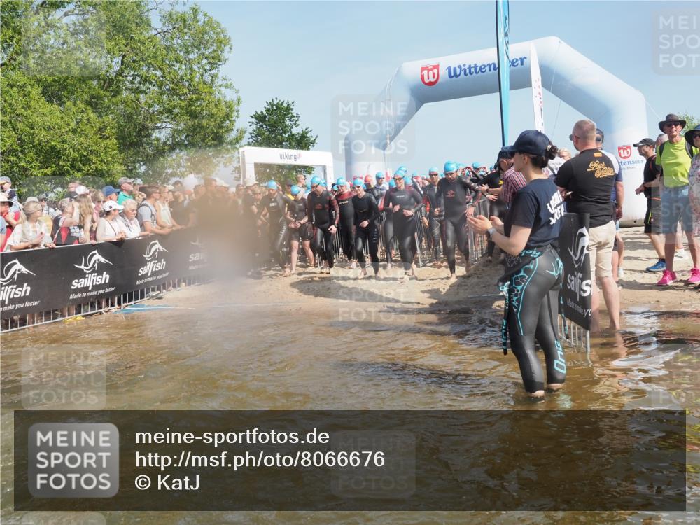 22.06.2025 - Viking Triathlon KatJ http://msf.ph/oto/8066676 22.06.2025 10:07:26 Schwimmen 155, 213, 235, 256, 267, 273, 317, 326, 333, 342, 343, 353, 421, 425, 531 meine-sportfotos.de