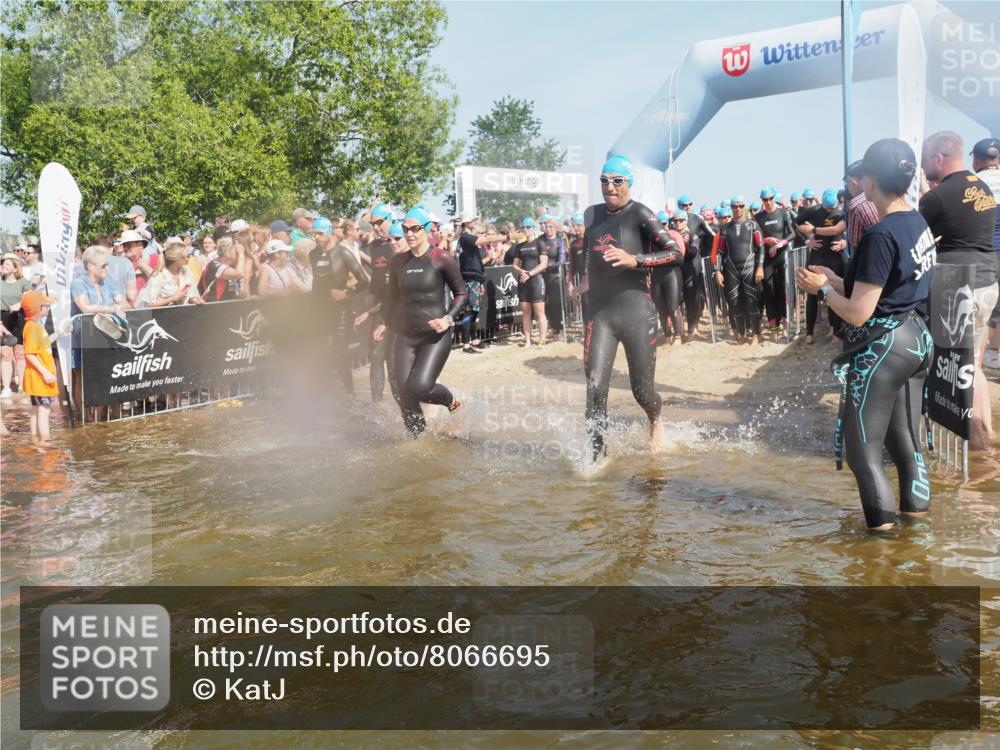 22.06.2025 - Viking Triathlon KatJ http://msf.ph/oto/8066695 22.06.2025 10:07:28 Schwimmen 155, 213, 235, 256, 267, 273, 317, 333, 342, 343, 353, 421, 425, 531 meine-sportfotos.de