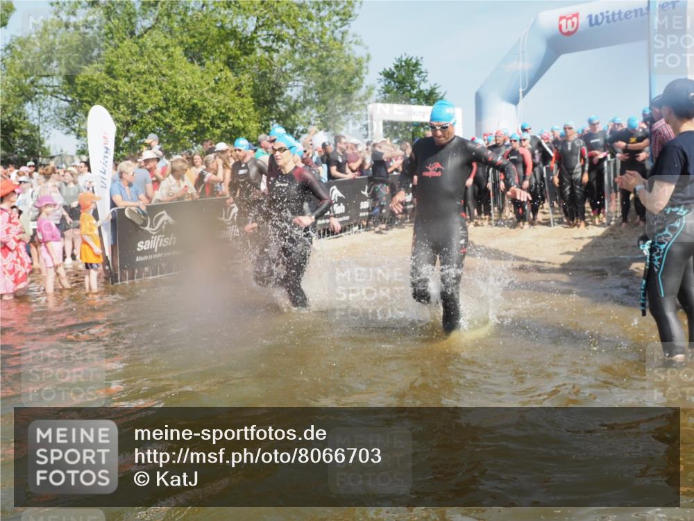 22.06.2025 - Viking Triathlon KatJ http://msf.ph/oto/8066703 22.06.2025 10:07:28 Schwimmen 155, 213, 235, 256, 267, 273, 317, 333, 342, 343, 353, 421, 425, 531 meine-sportfotos.de
