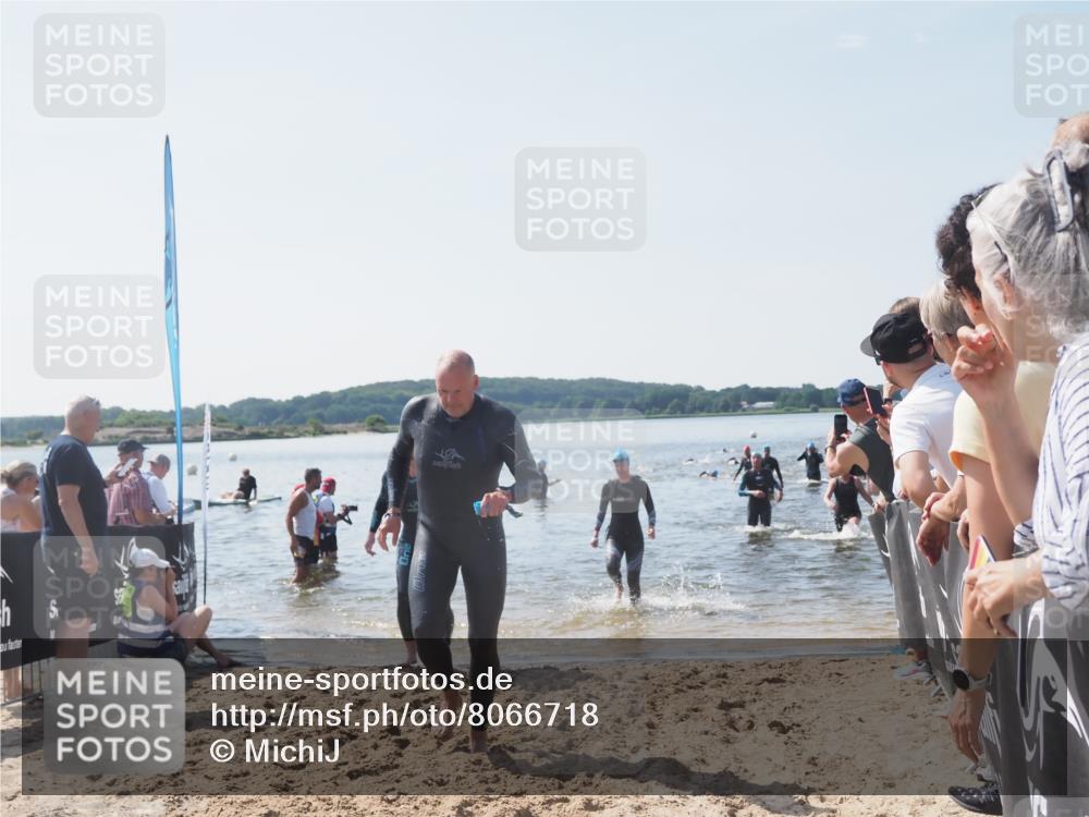 22.06.2025 - Viking Triathlon MichiJ http://msf.ph/oto/8066718 22.06.2025 10:35:08 Schwimmen 139, 157, 204, 296, 365, 475, 495, 548, 660 meine-sportfotos.de