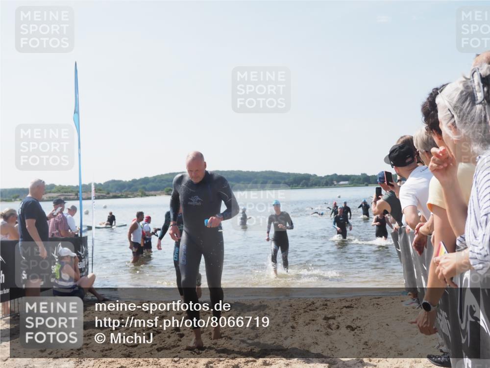 22.06.2025 - Viking Triathlon MichiJ http://msf.ph/oto/8066719 22.06.2025 10:35:09 Schwimmen 139, 157, 204, 296, 365, 475, 495, 548, 660 meine-sportfotos.de